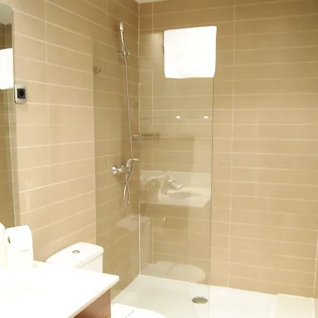 Places4stay Ramblas 1bd